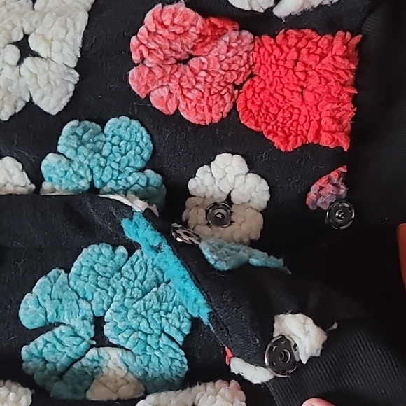 NWT Veveret Jacket, size M. - Picture 3 of 7